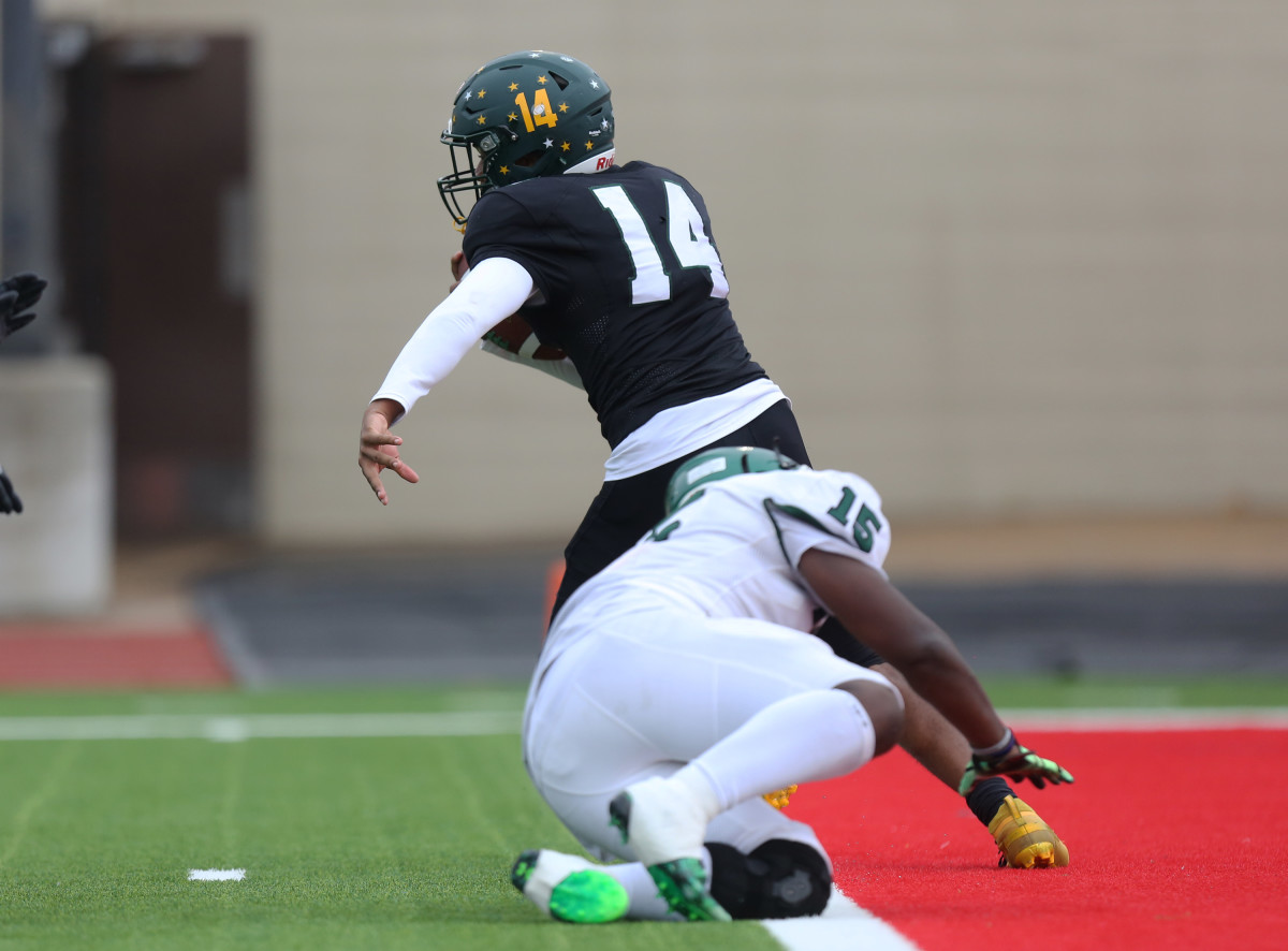 Kennedale Fort Worth Western Hills Texas football 102922 Brian McLean 19
